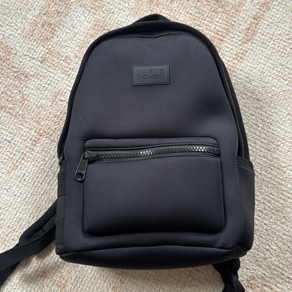 Dagne Dover Dakota Backpack - Medium in Onyx - like new!